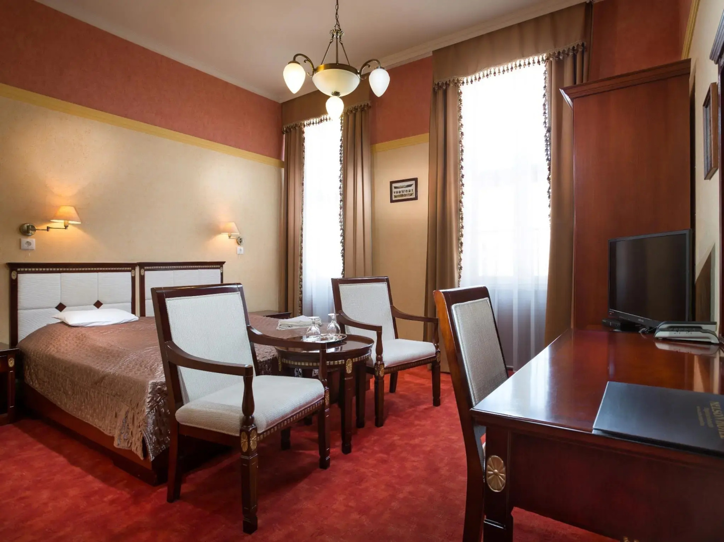 Nelson Hotel