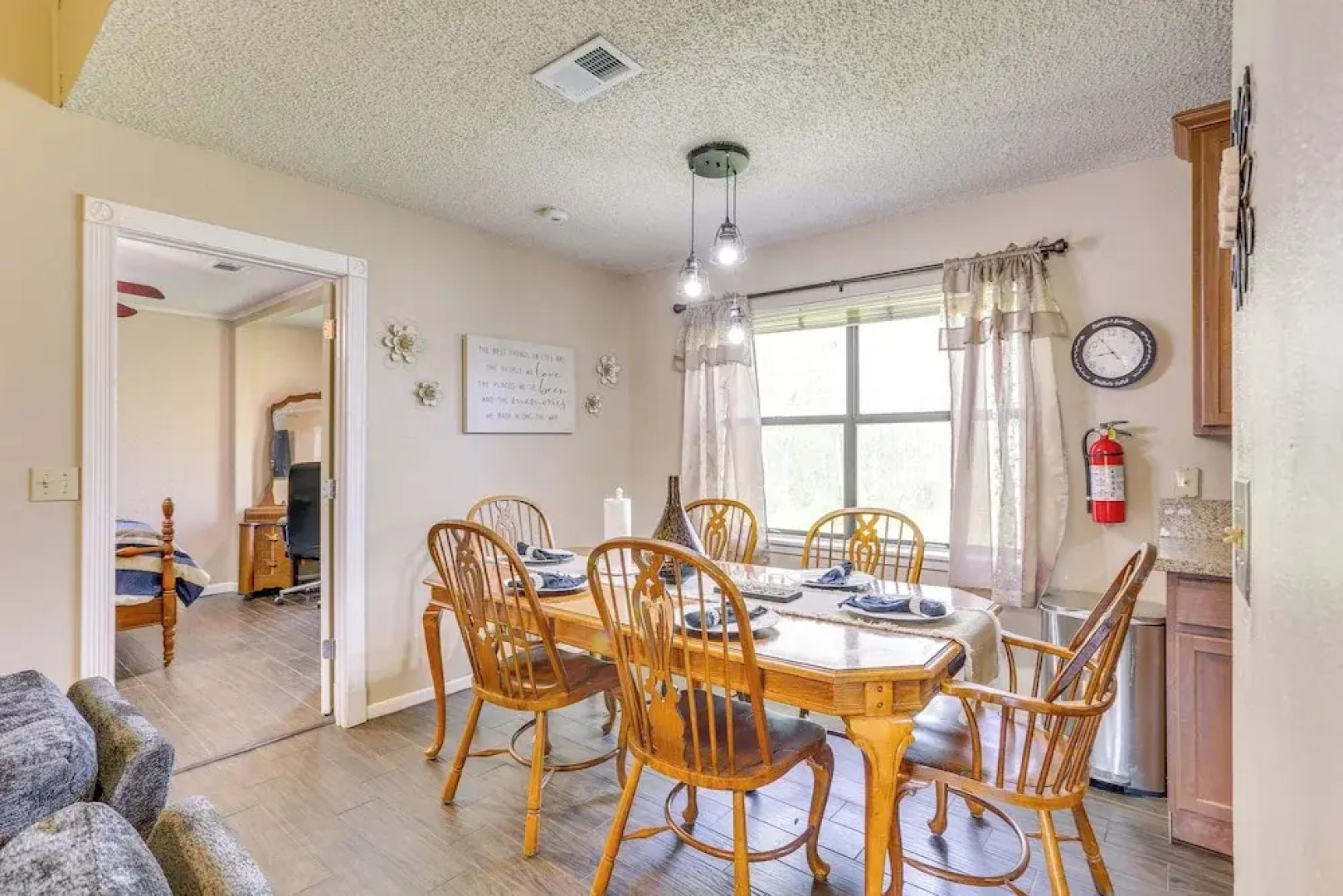 6 Mi to Ellen Trout Zoo: Family Home w/ Yard!