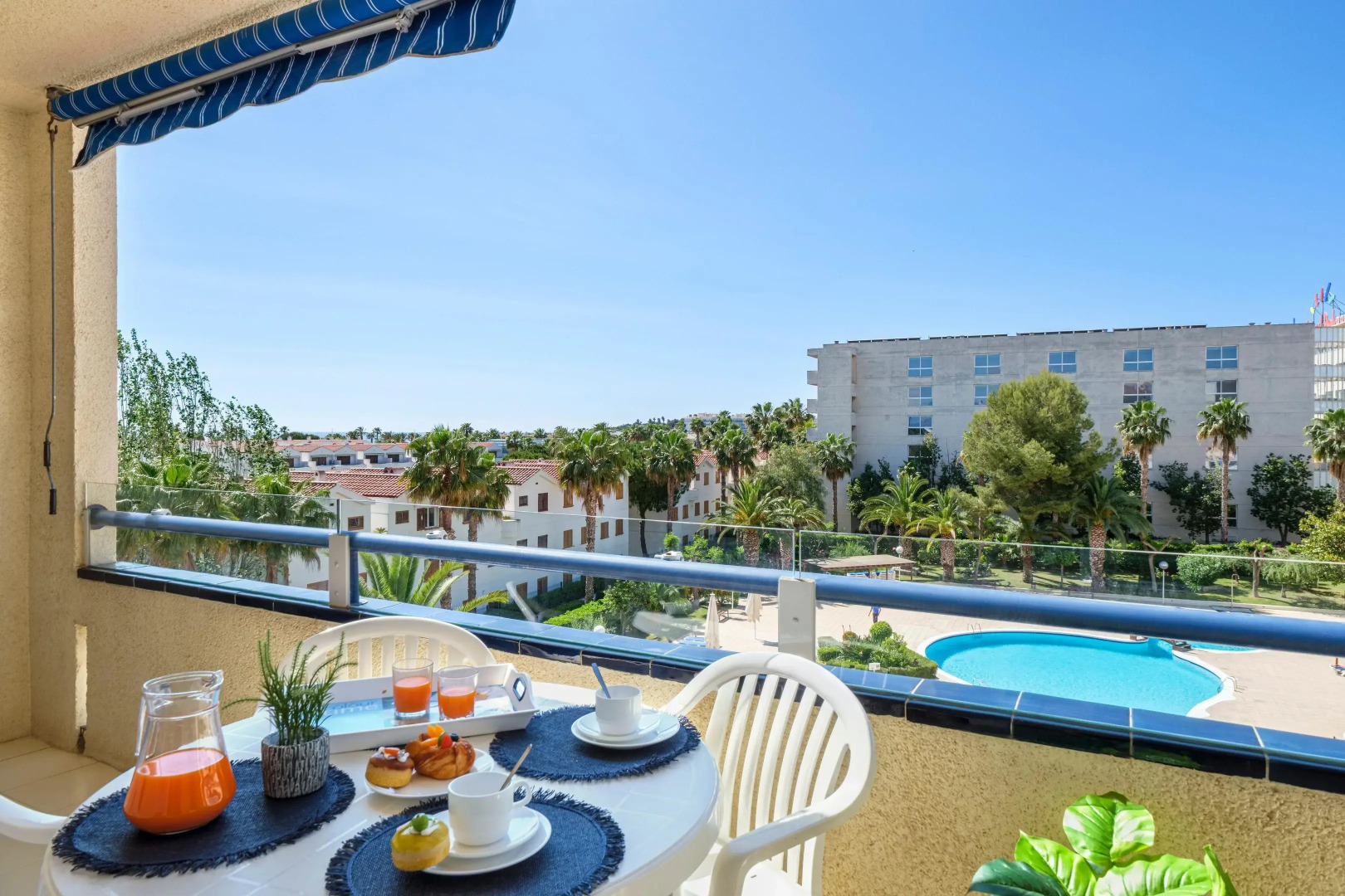 Apartamentos Estival Park