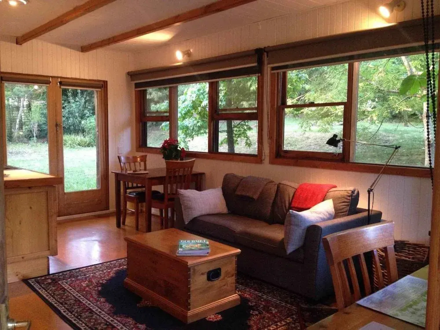 Braeside Mt Macedon Country Retreat & Bed & Breakfast