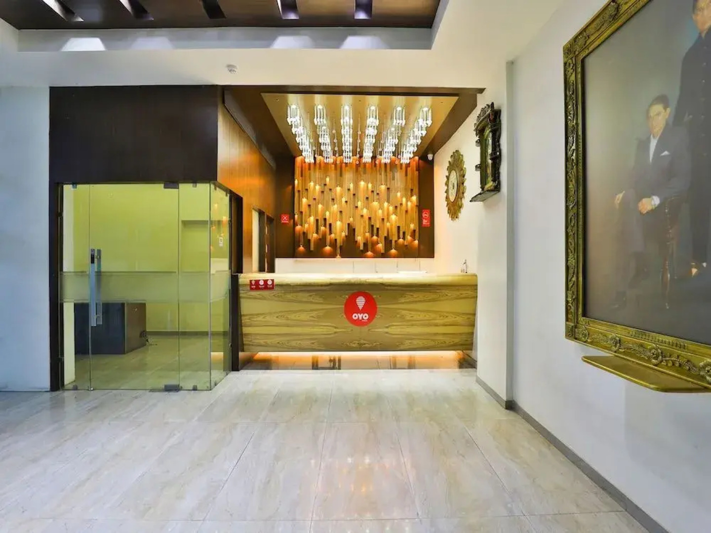 OYO 13479 Hotel Grand Nakshatra