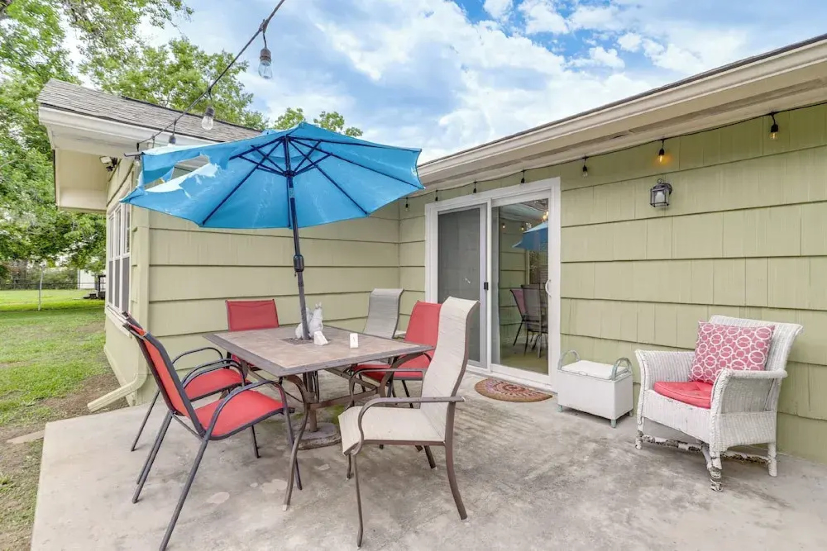 Lovely Tomball Home < 1 Mi to Dtwn + Pool Access!