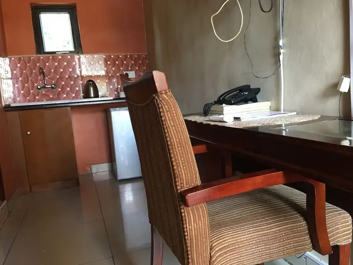 Gumare Executive Lodge