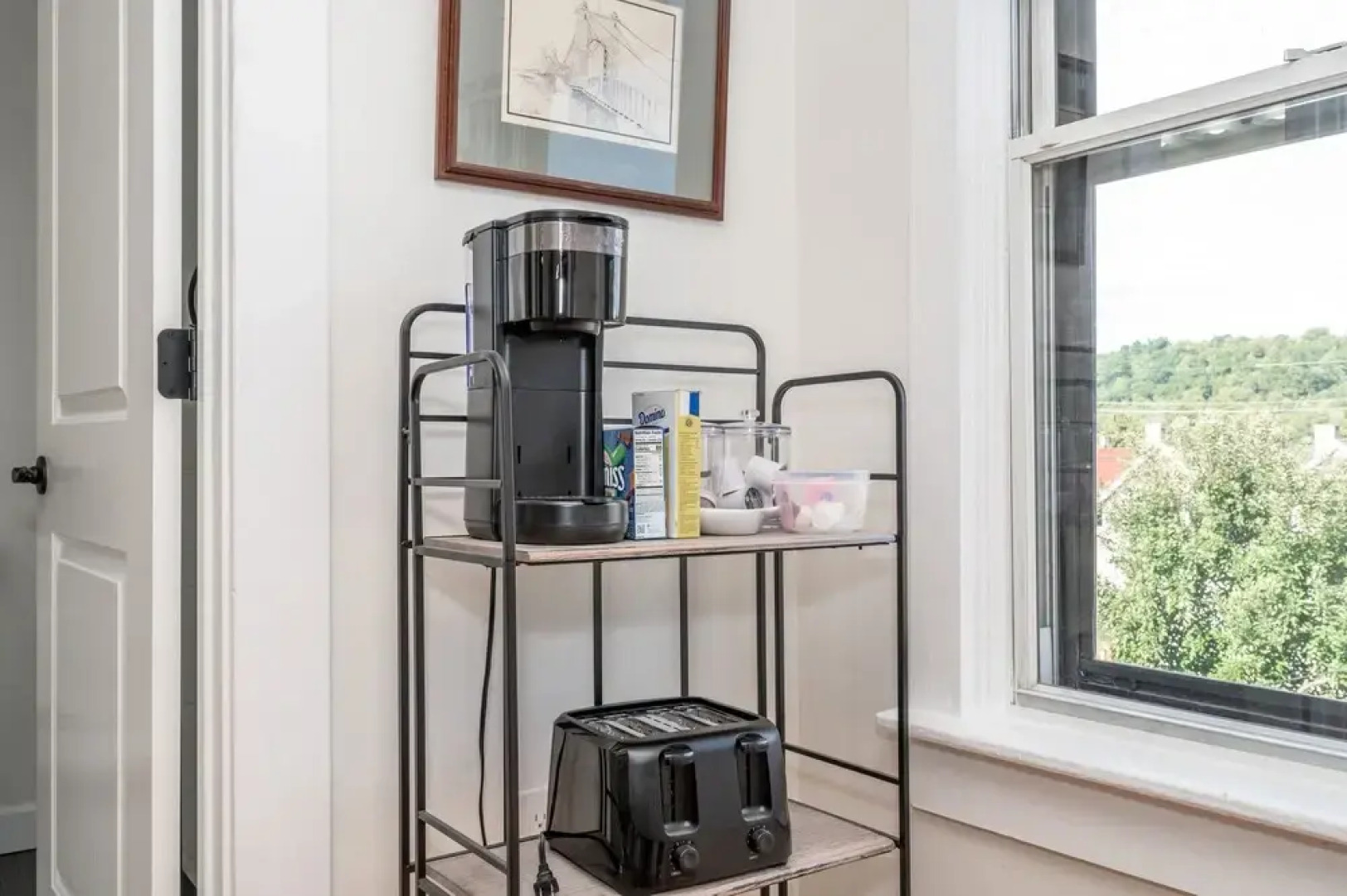 Historic Ludlow Apt B