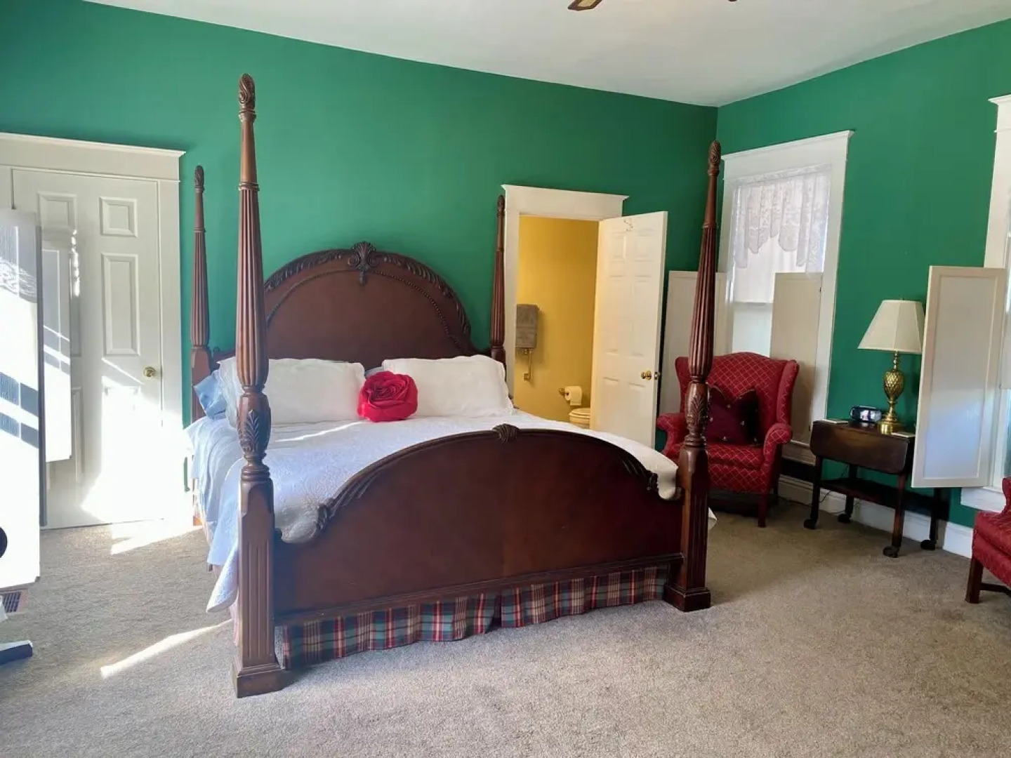Red Rose Inn Bed & Breakfast