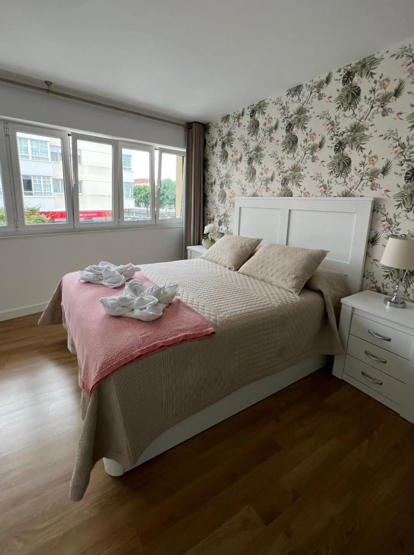 Apartamento pequeño, coqueto y céntrico.