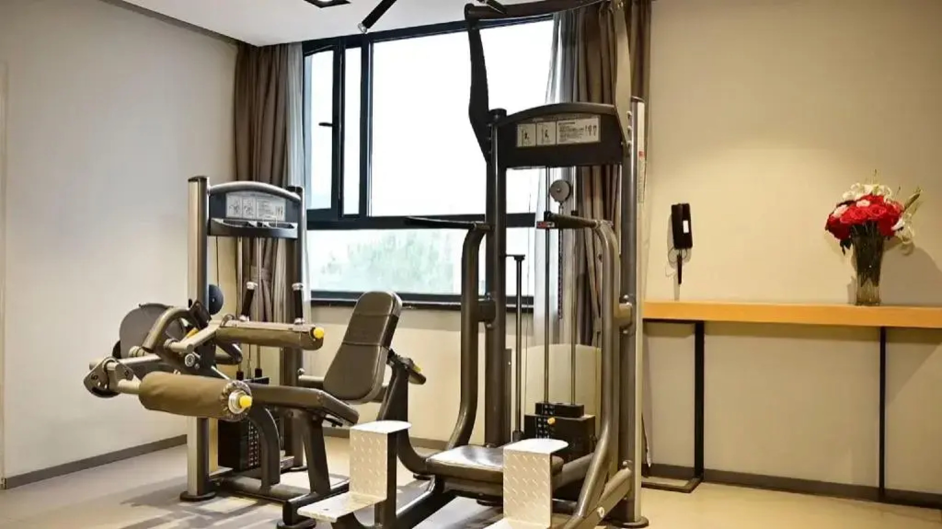 Homeinn Selected Hotel (Minzhong Street Baishan)