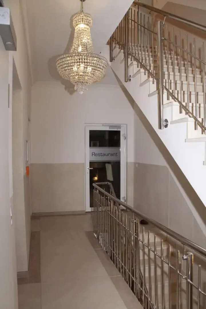 Kristallhotel Fettehenne