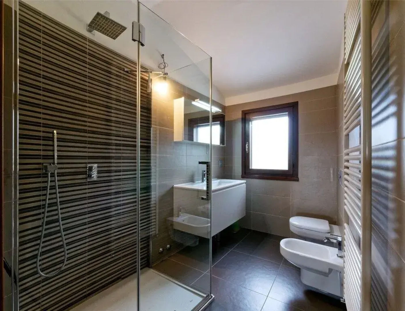 NIFTY Intera Villa con Piscina Relax, Idromassaggio e Sauna