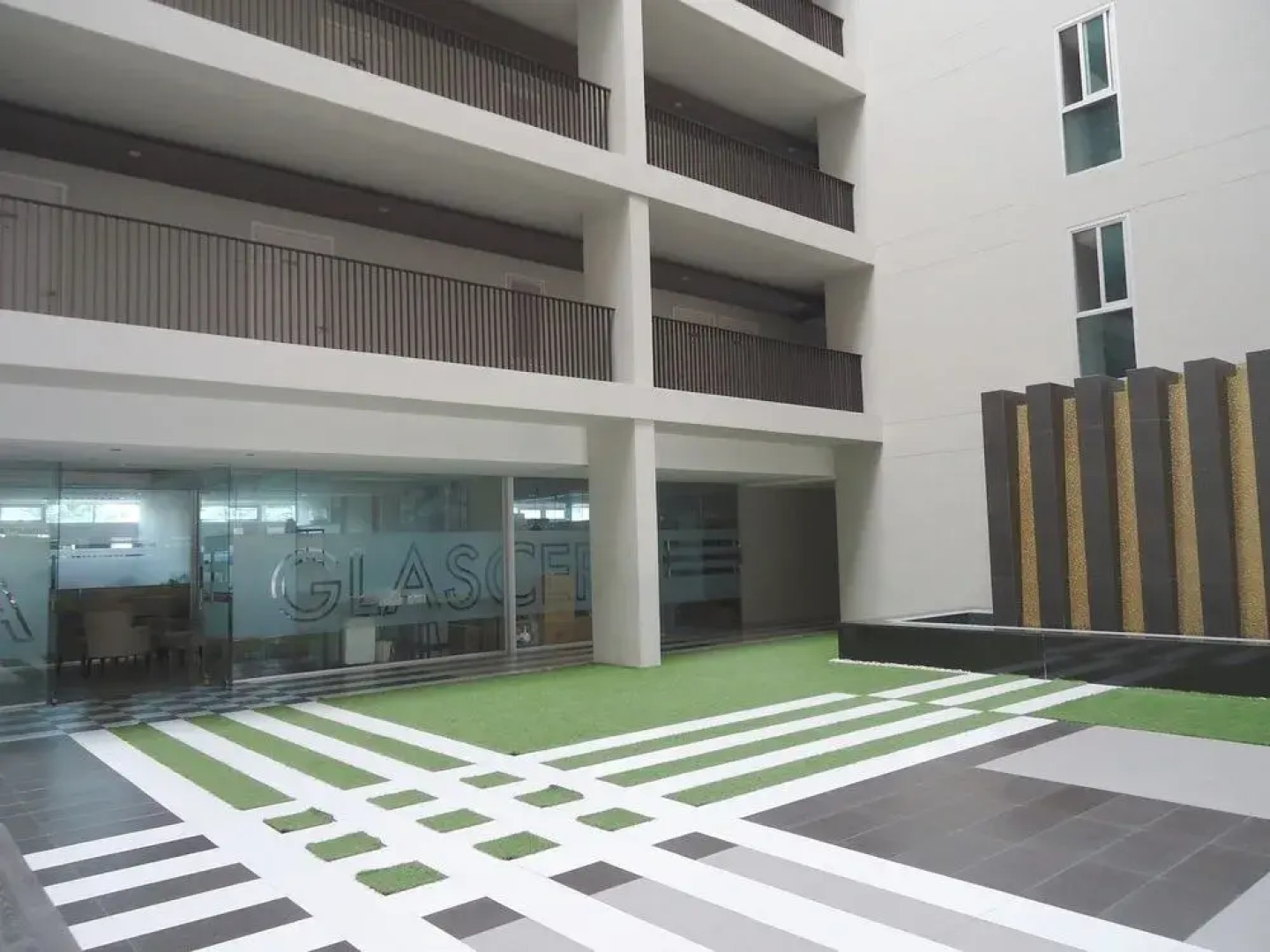 Sareedaya Residence by Hillry