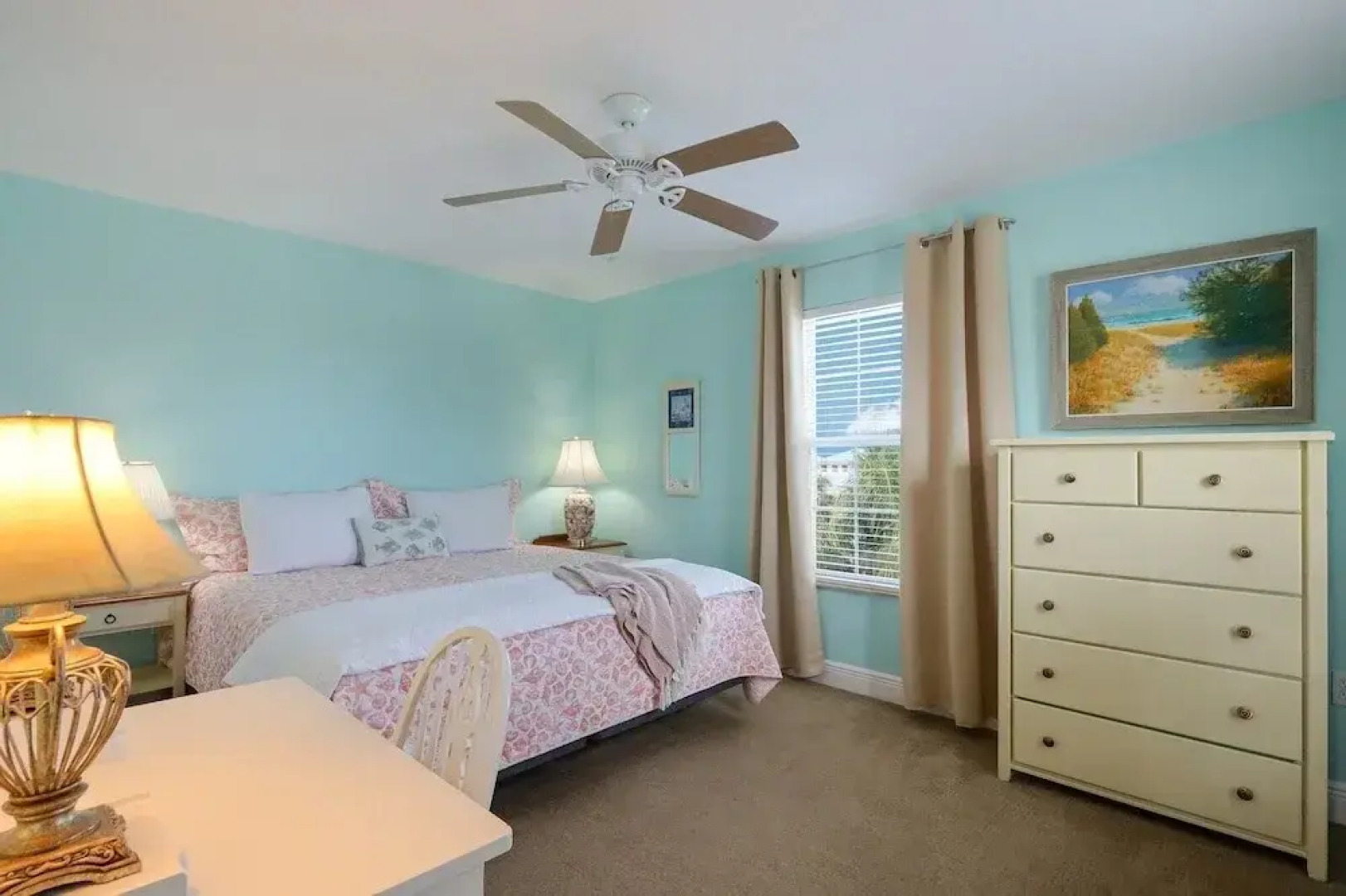 Sunkissed 3 Bedroom Townhouse by RedAwning