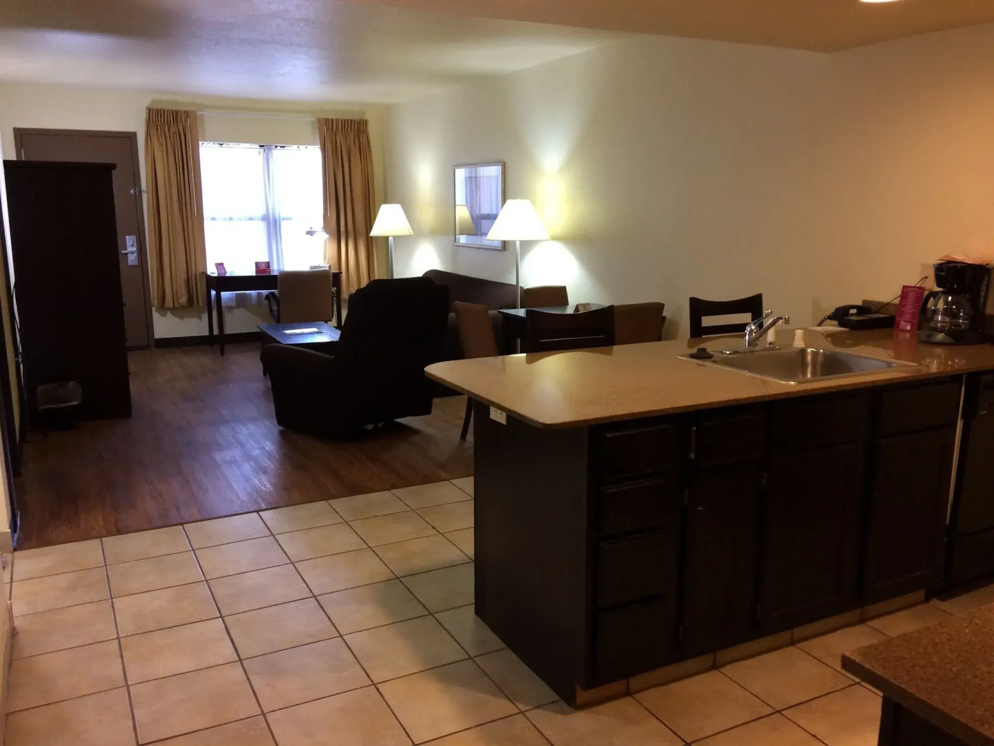 Markham House Suites