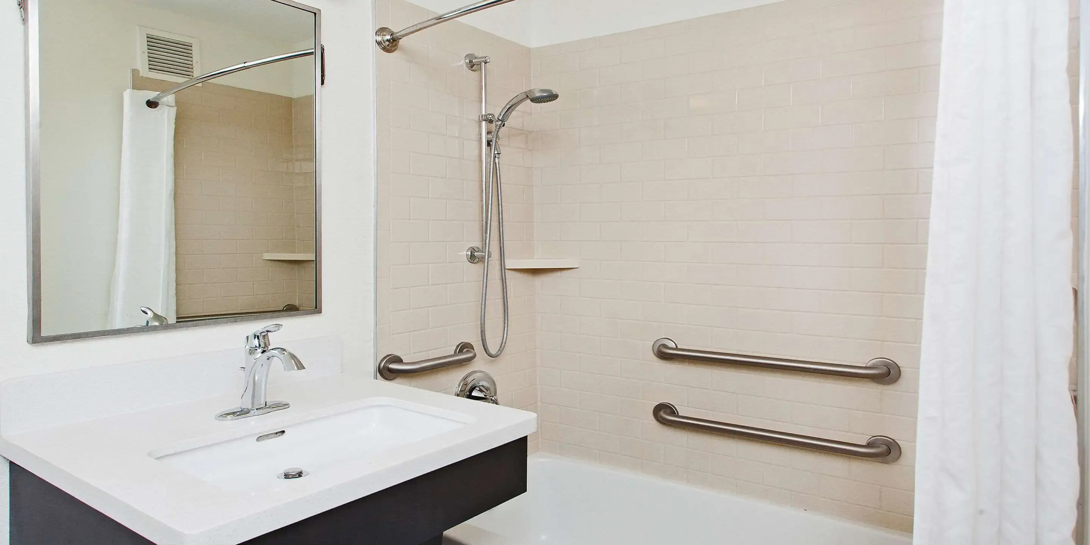 MainStay Suites Kansas City Overland Park