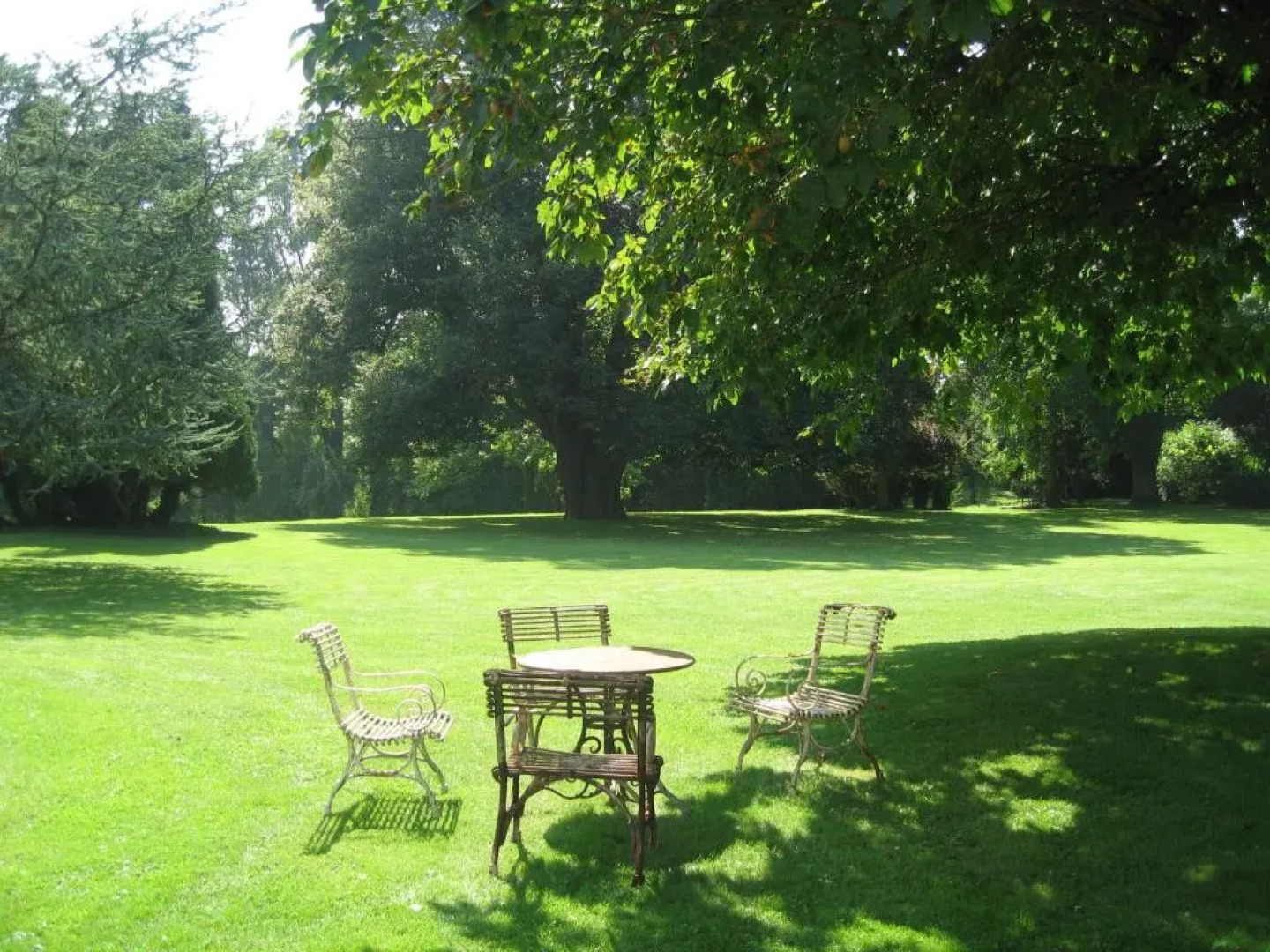 Gite de lAbbaye dEtrun