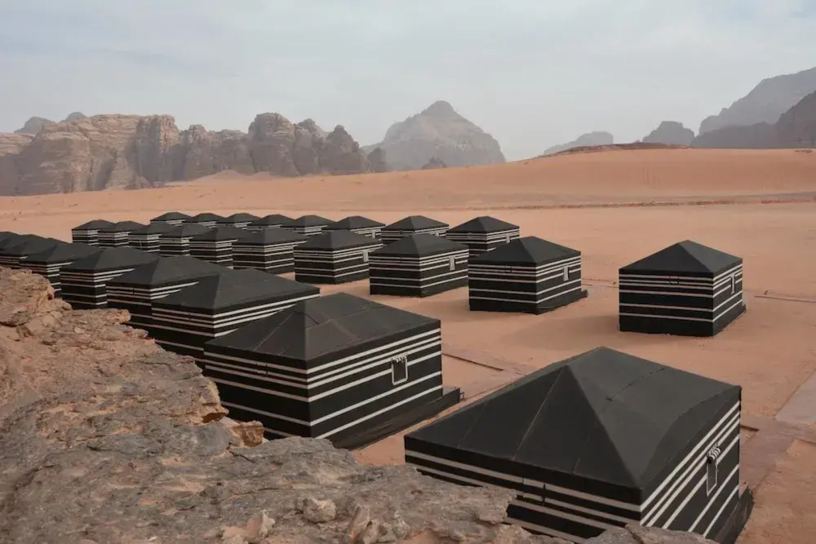 Space Village Luxury Camp