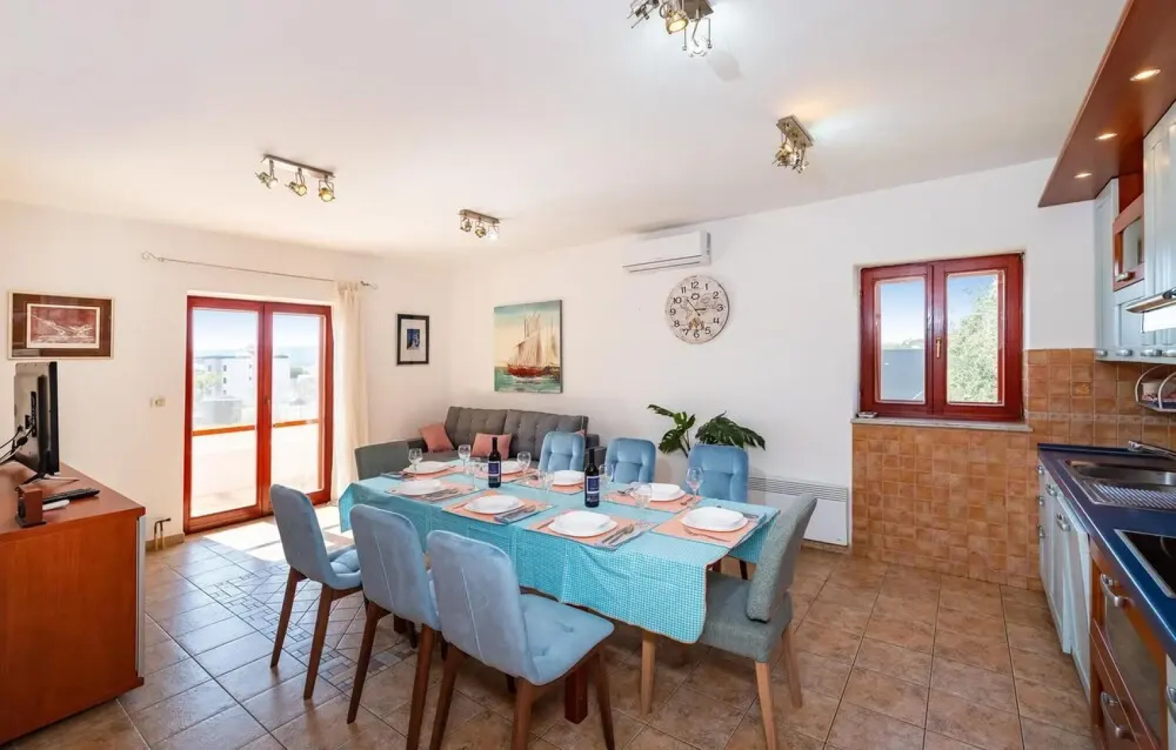 Awesome Home in Sv Filip i Jakov With Sauna, Wifi and 5 Bedrooms