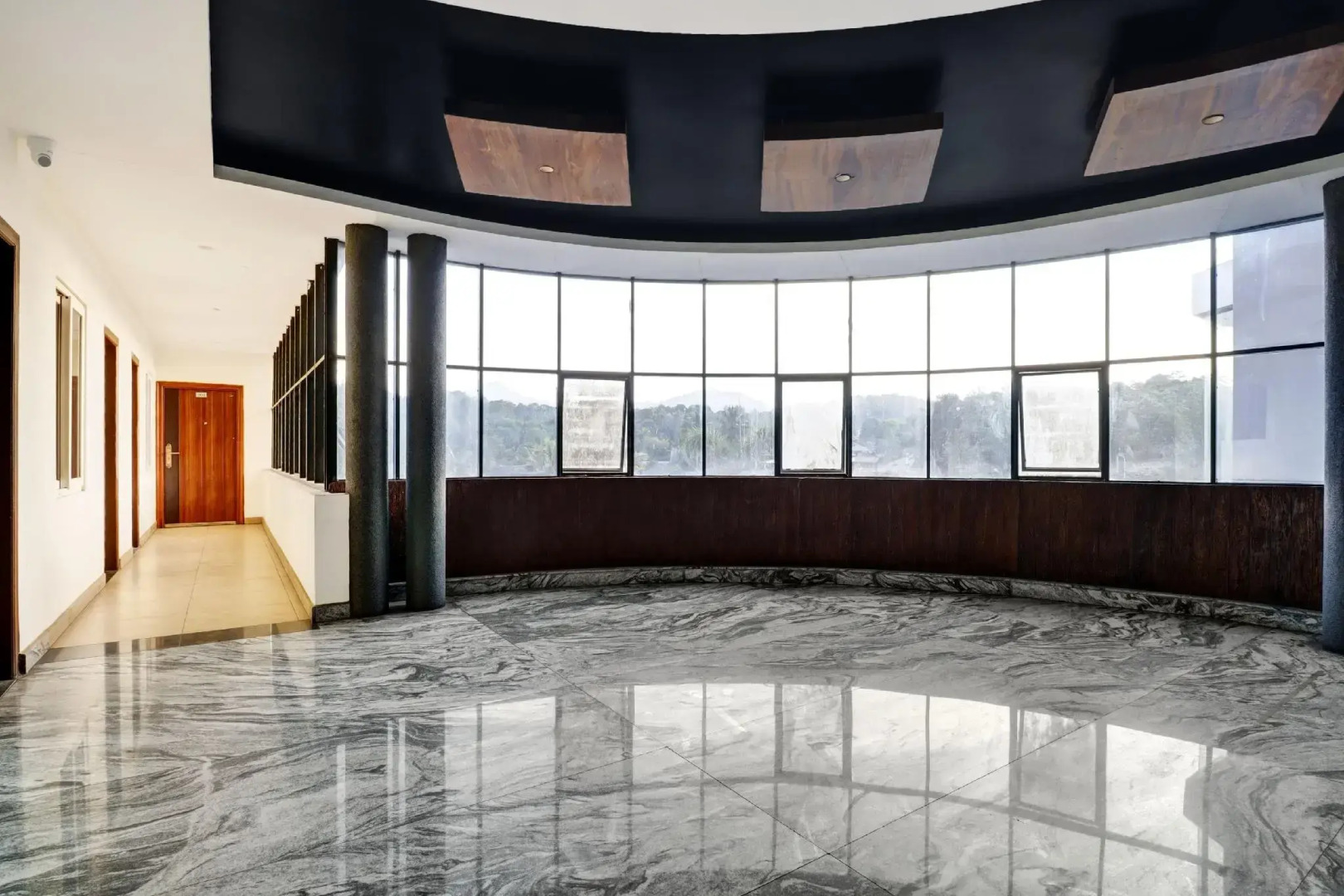 West Gate Inn & Suites By OYO Rooms