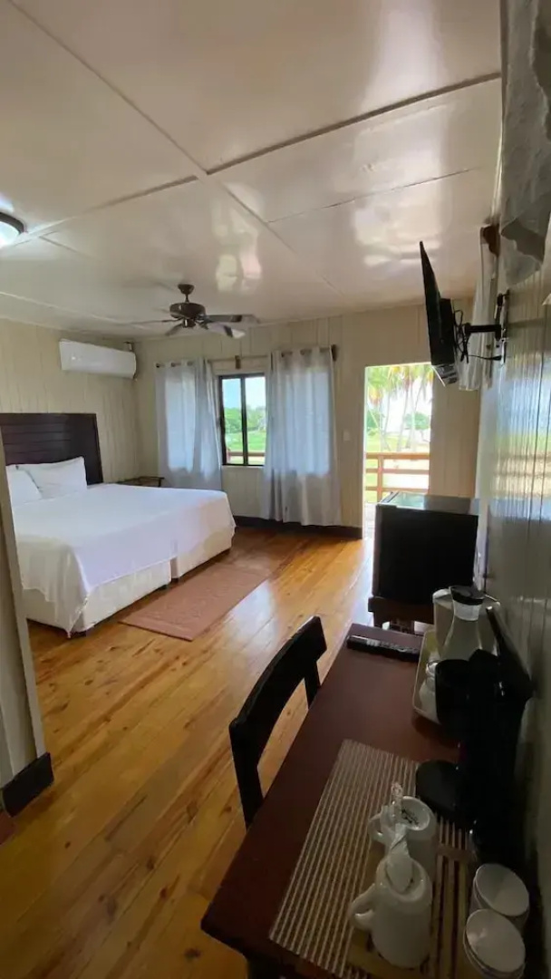 Pelican Beach Resort