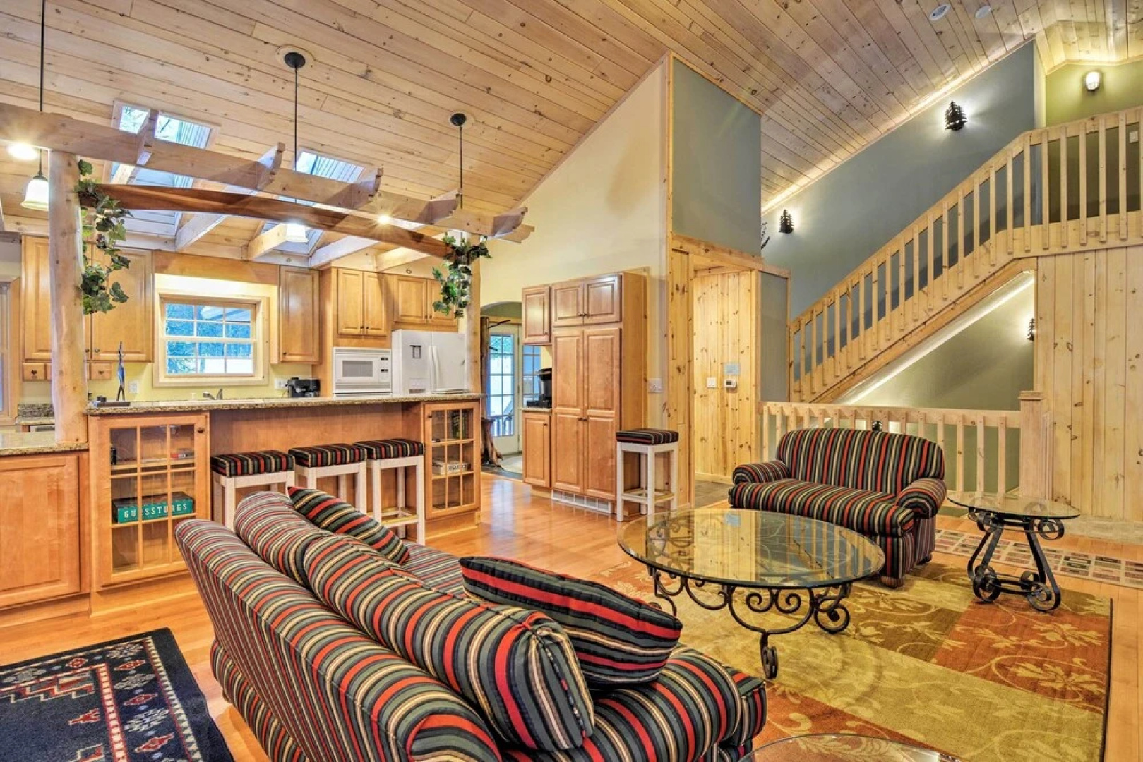 Ski & Golf: Northern Retreat w/ Game Room!