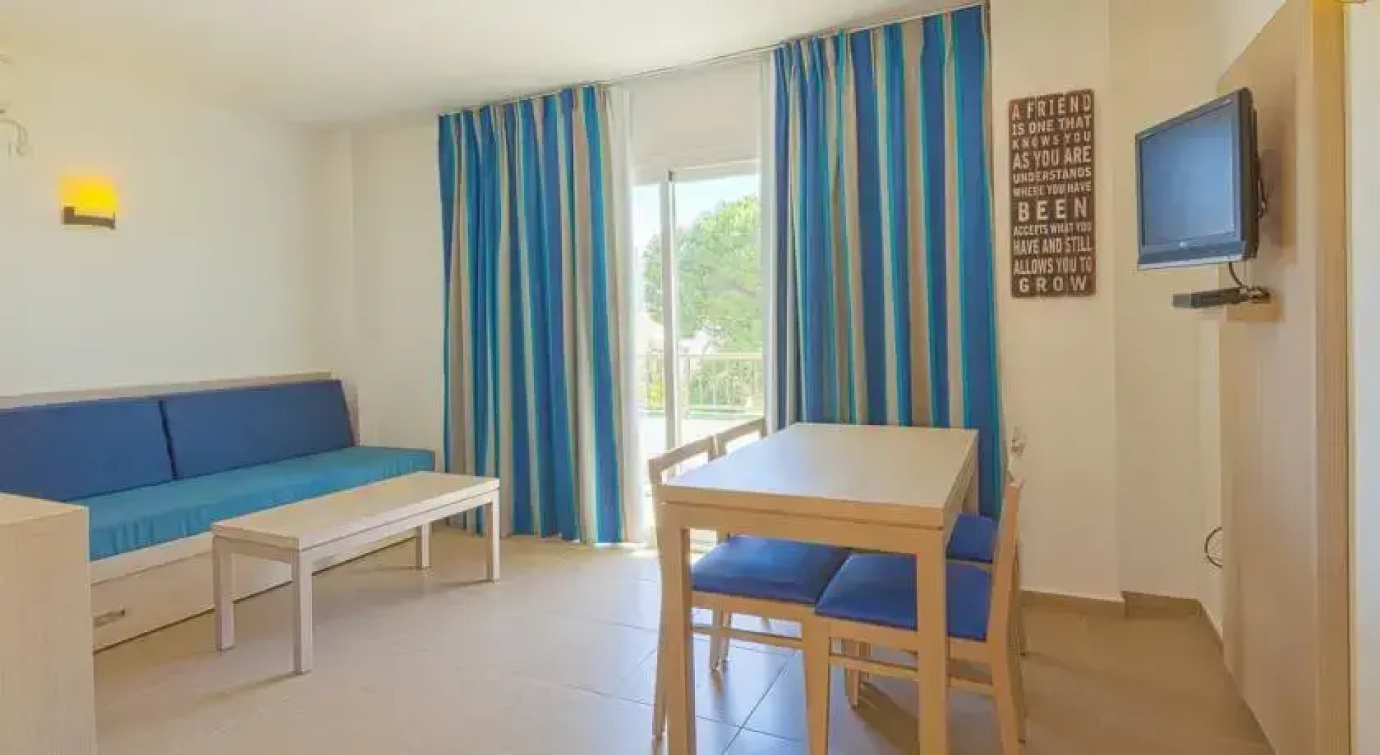 Apartamentos Vistamar II