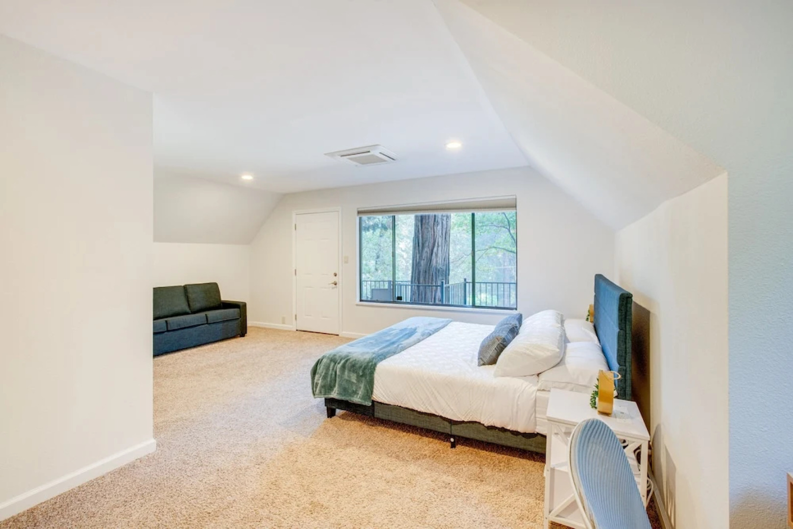 Pollock Pines Cabin: Game Room w/ A/C & Heat!