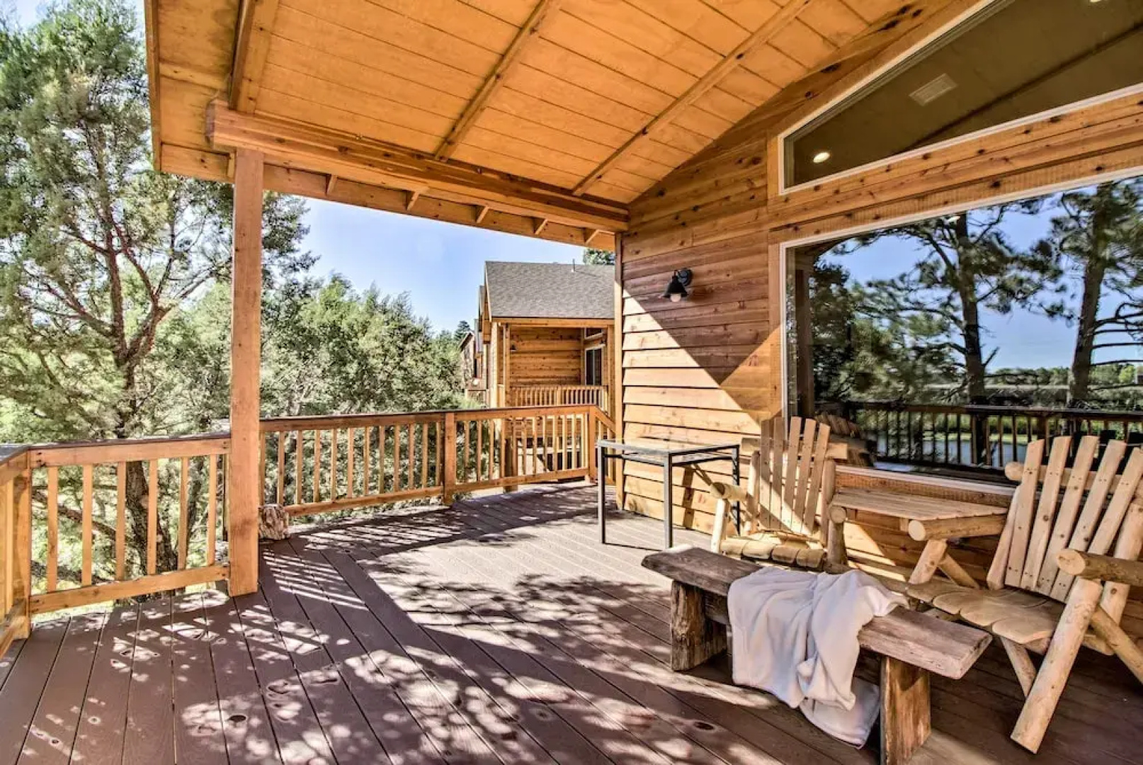 Waterfront Lakeside Home - 1 Block to Boat Ramp