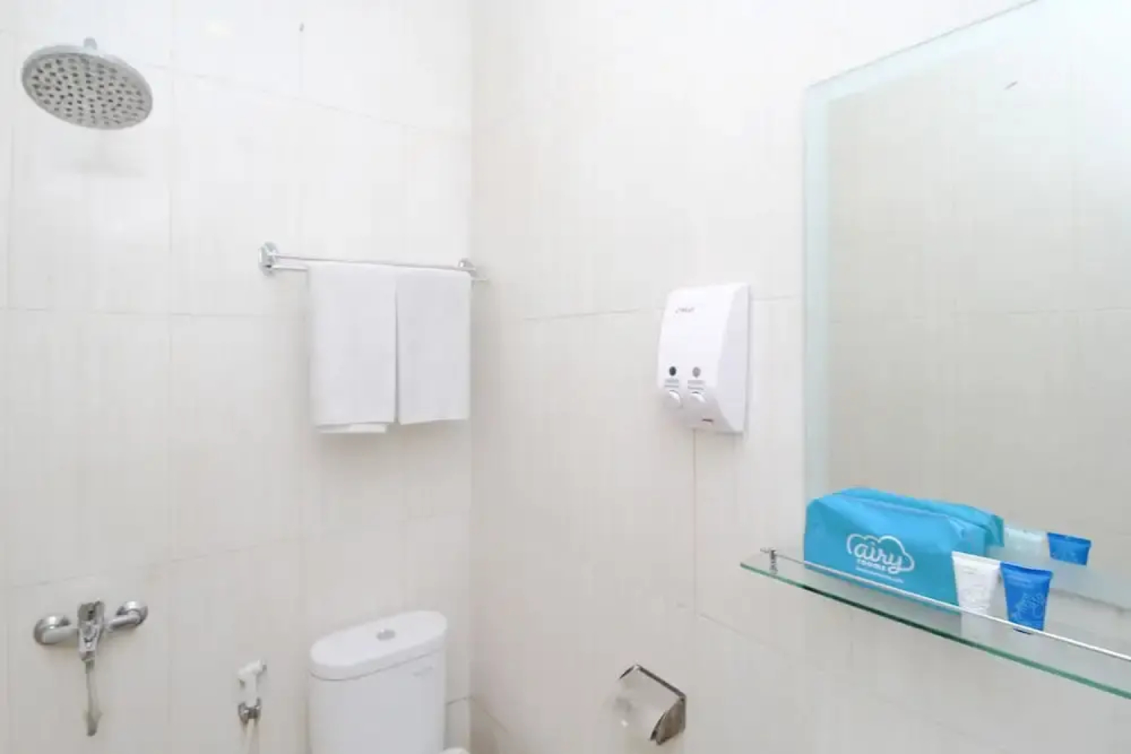 Airy Terminal Tirtonadi MT Haryono 80 Solo