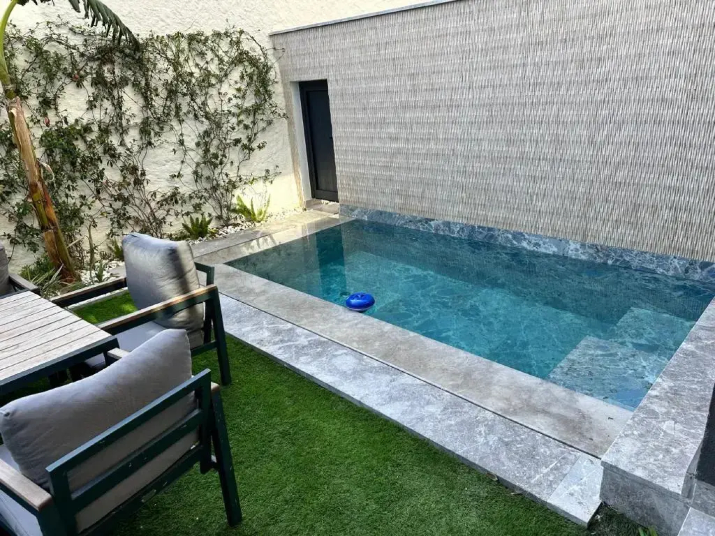 Ayayorgi̇ Homes & Hotels