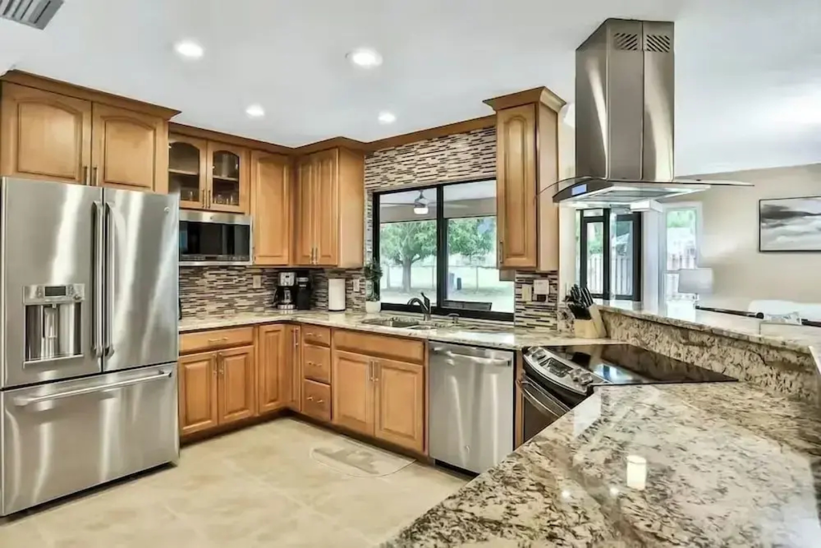 Renovated 3BR Dog Friendly Pond View W/D