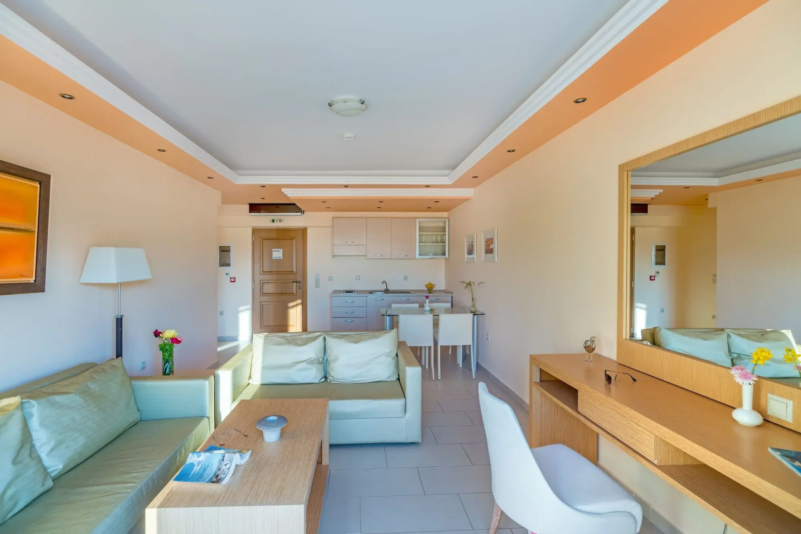 Ai Yannis Suites and Apartments Hotel