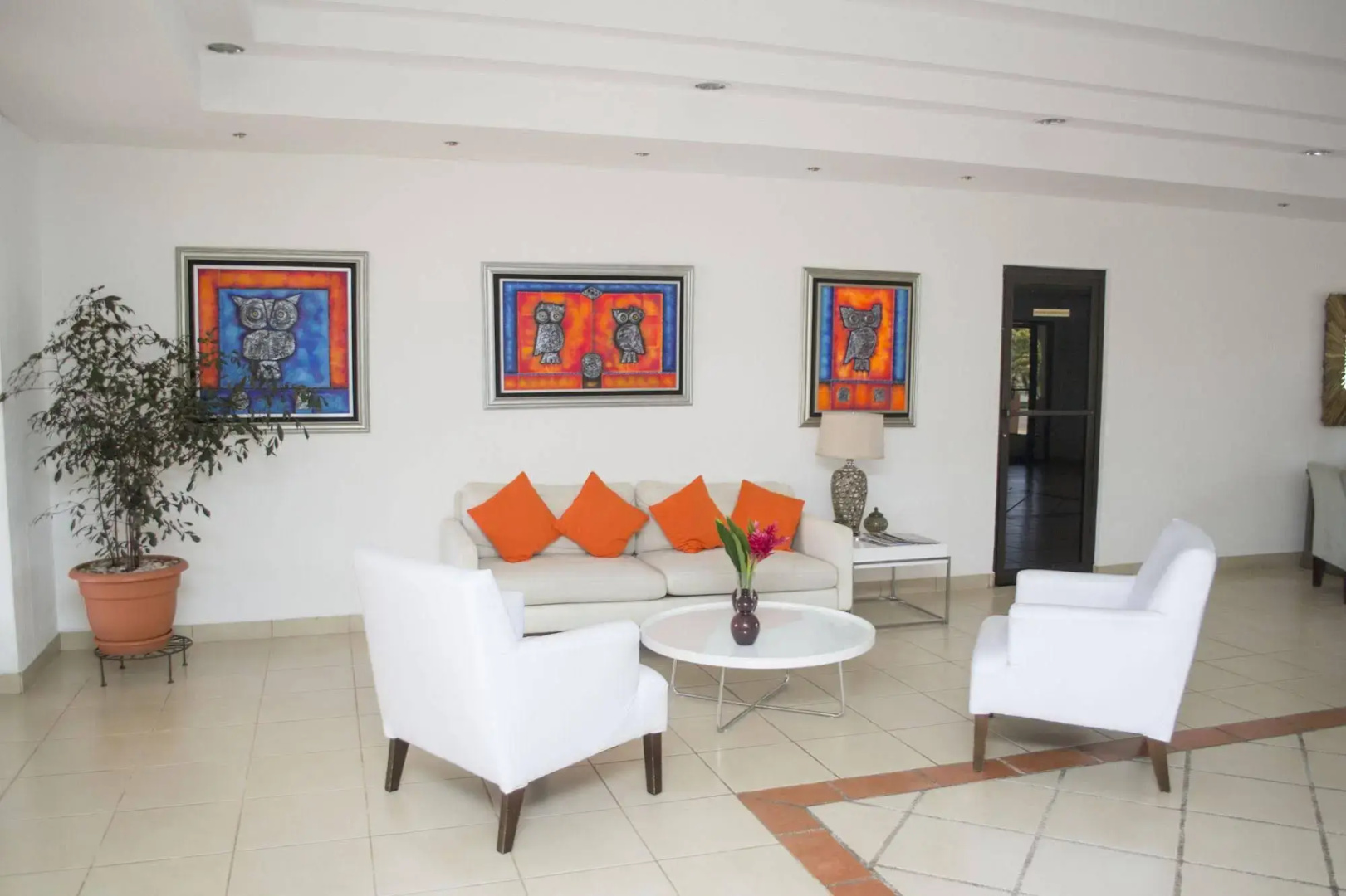 Farallones Hotel