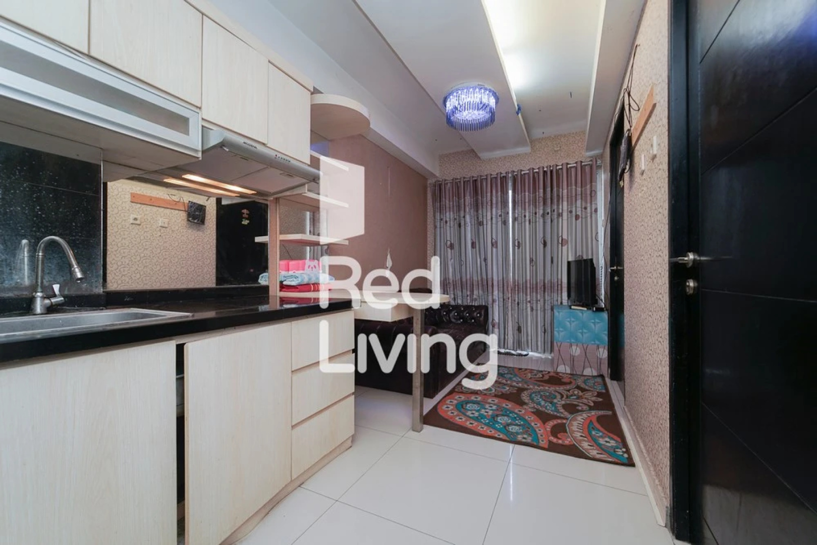 RedLiving Apartemen Paragon Village Karawaci - Ujang Rooms