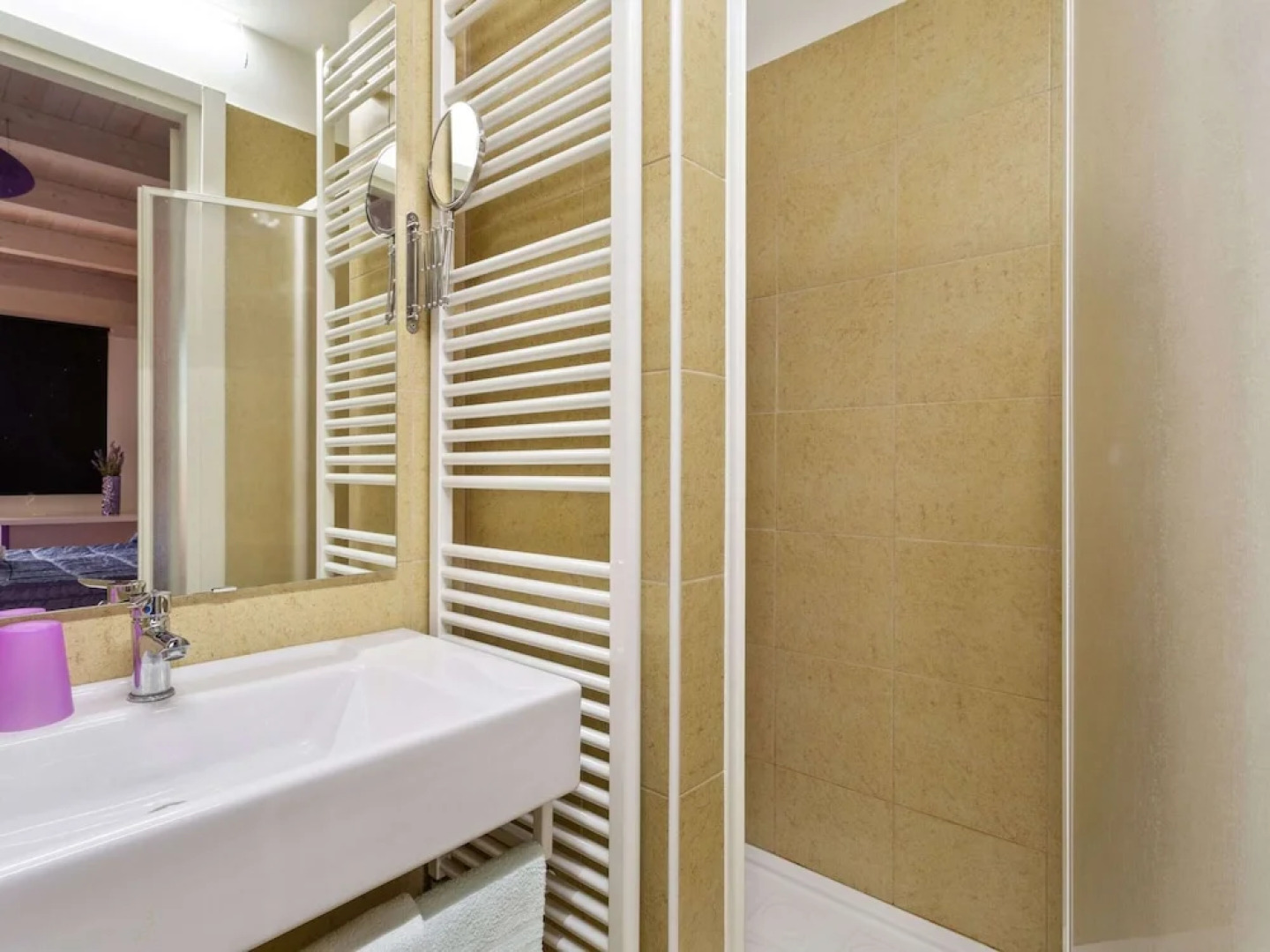 Elegant Apartment in Campobasso near Woods