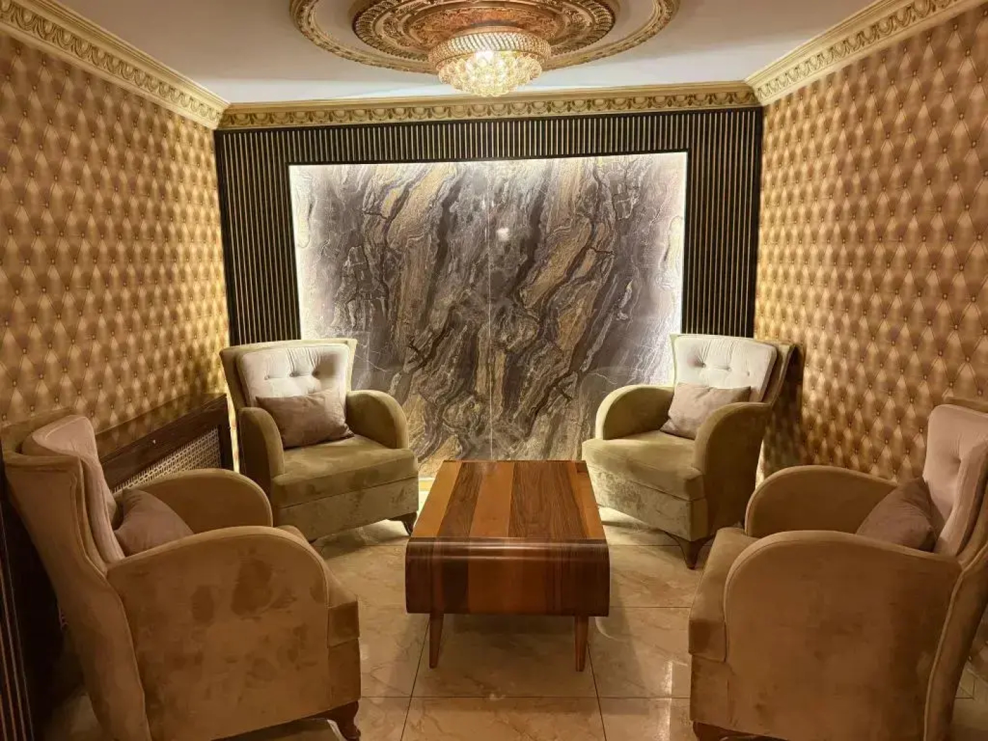 Alklas Hotel