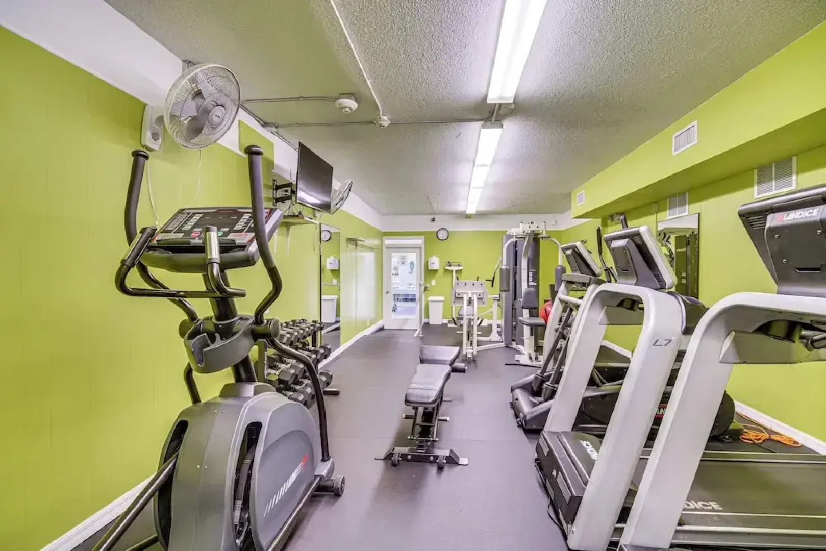 Nettles Island Jensen Beach Home: Walk to Ocean!