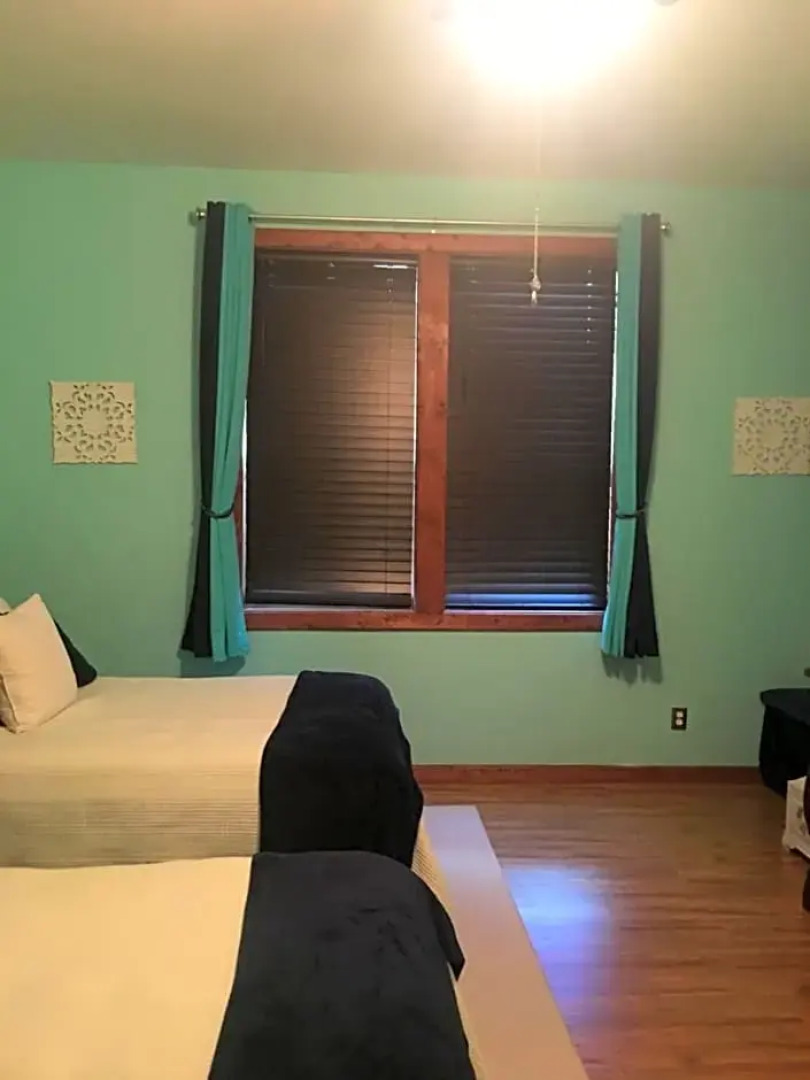 The Perry Riverhouse