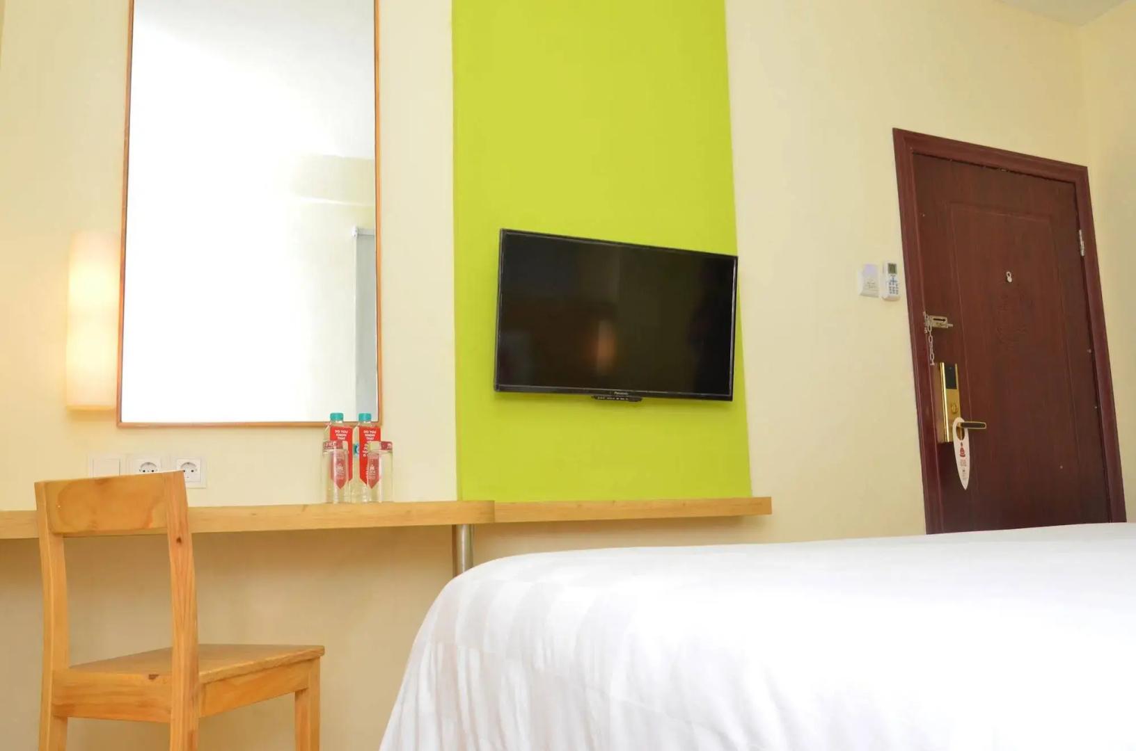 ZEN Rooms Raya Rungkut