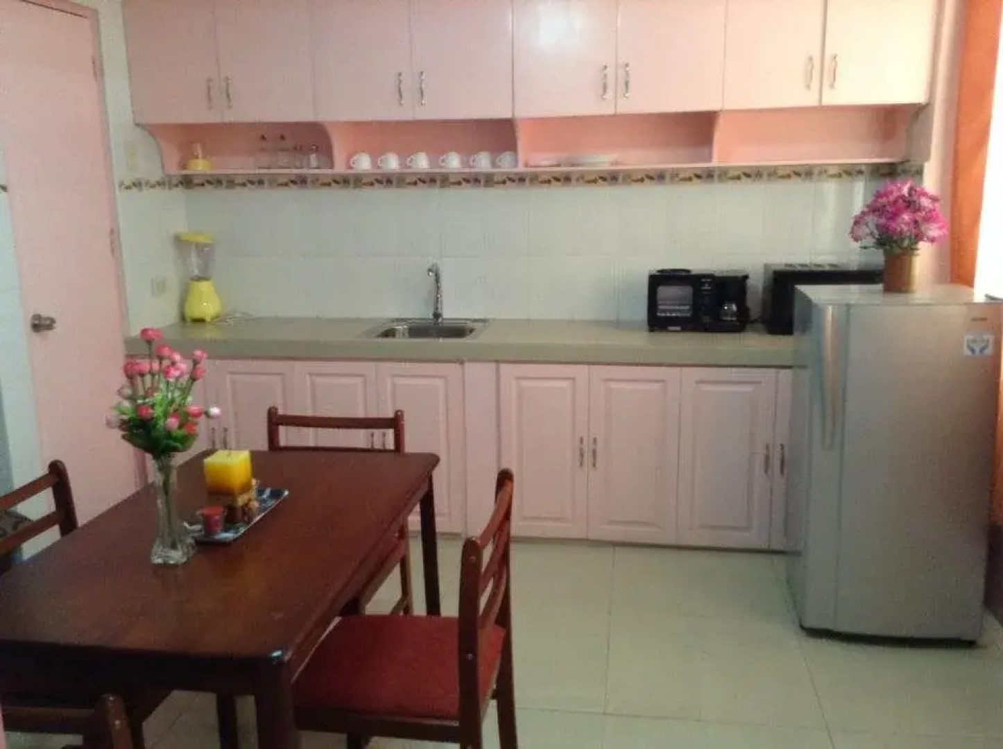 Royal Crest Hotel Restaurant and Sports Centrum