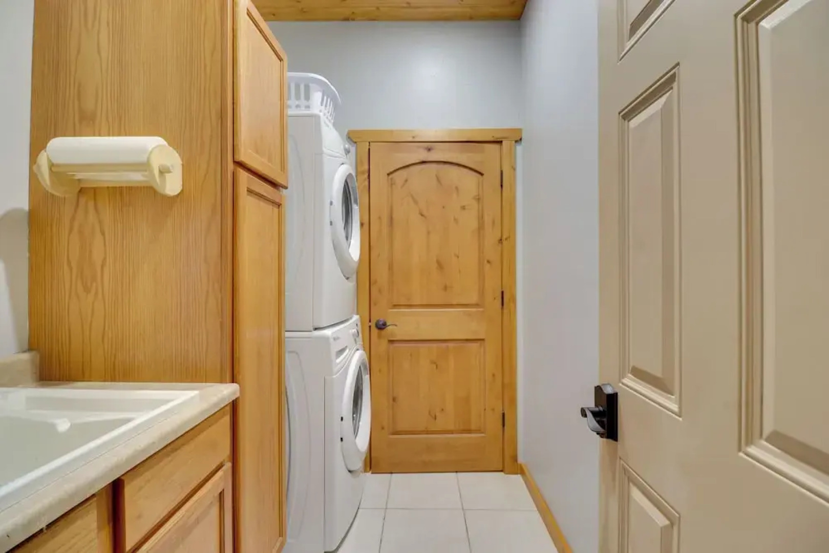 Enchanting Glacier Park Getaway by Flathead Lake!