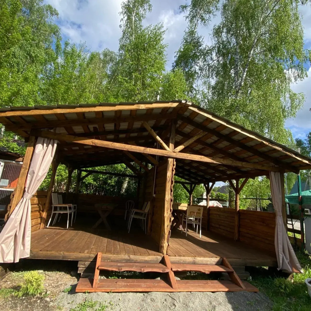 Гостевой дом на улице Катунская 2Д