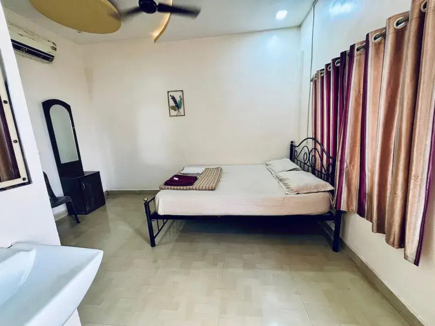 Sun And Sand Holiday Home