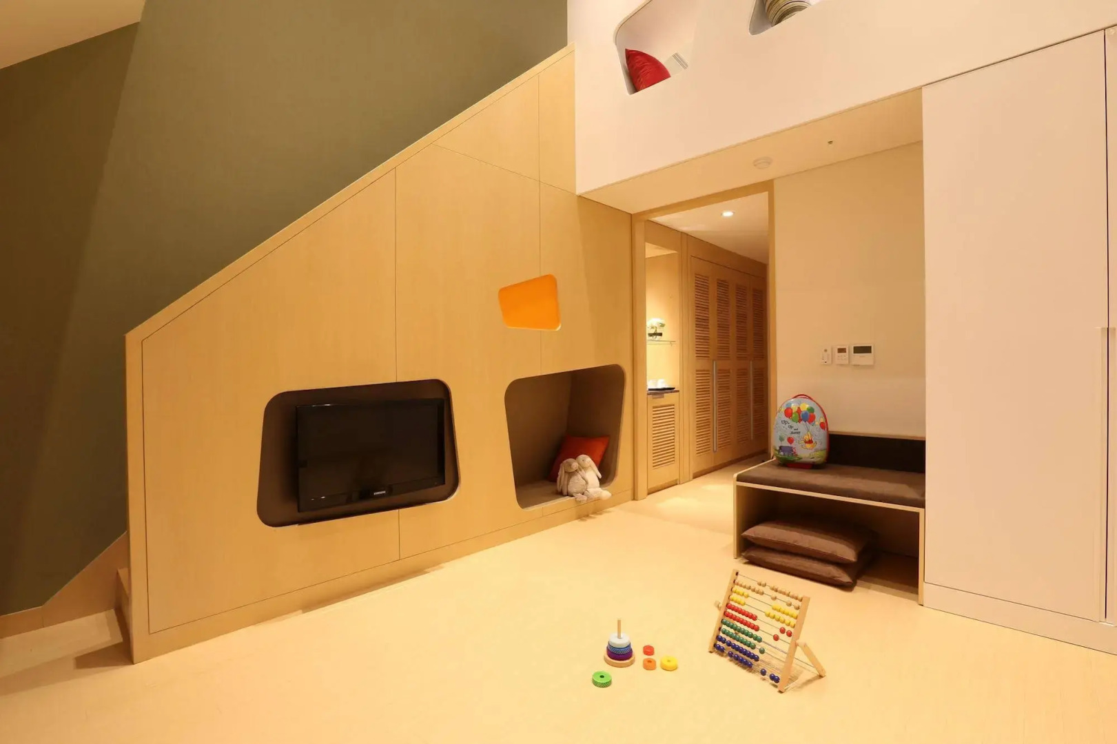 The Suites Hotel Naksan