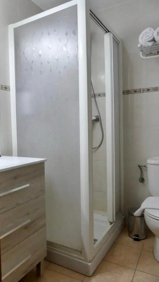 APARTAMENT Encantador al Centre de Vic APTGARBI