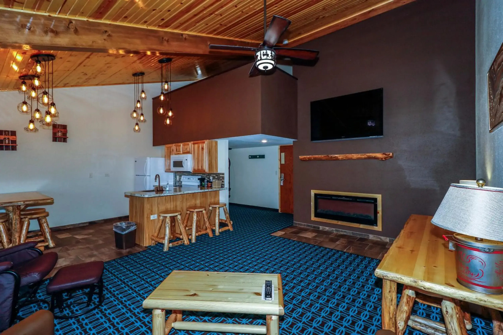 The Round Barn Lodge