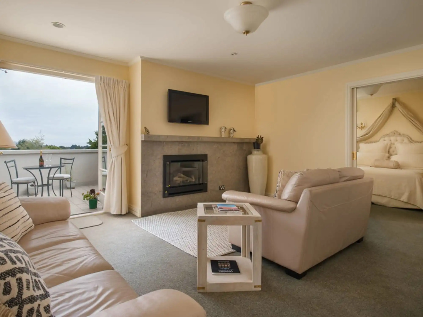 Greenmantle Estate Hotel