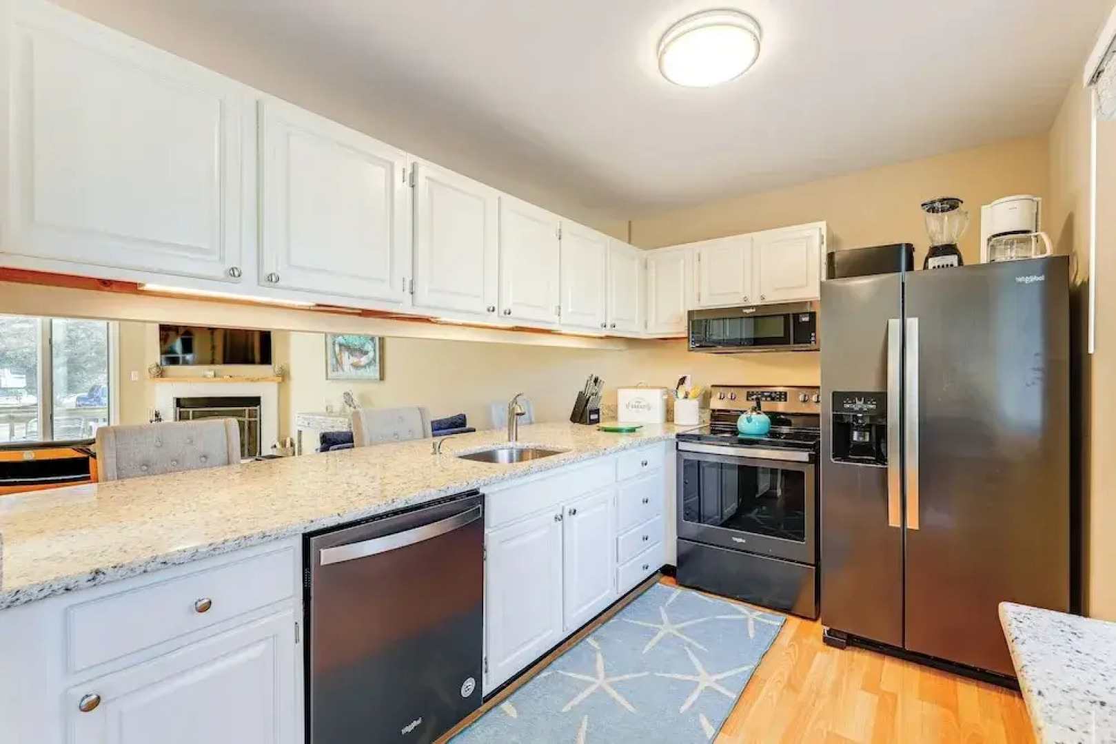 Walk to Bethany Beach Boardwalk: Coastal Retreat