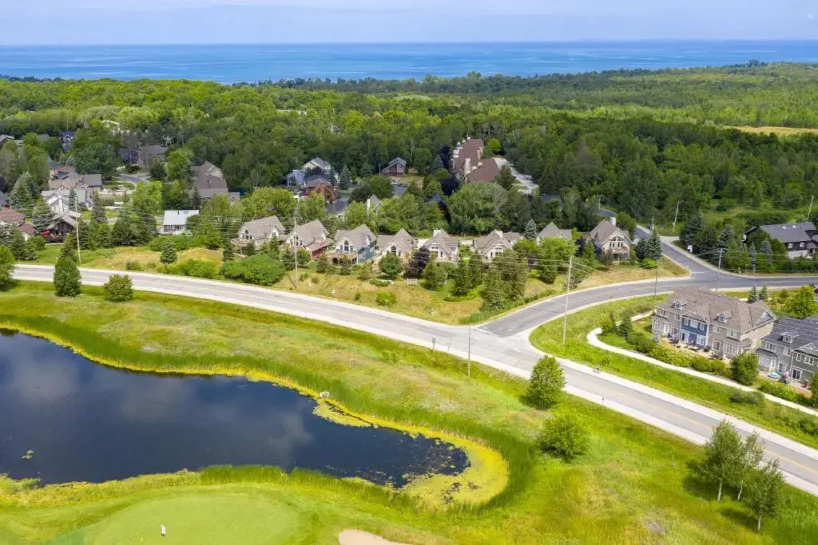 Blue View 1 Aurora Chalet 84144