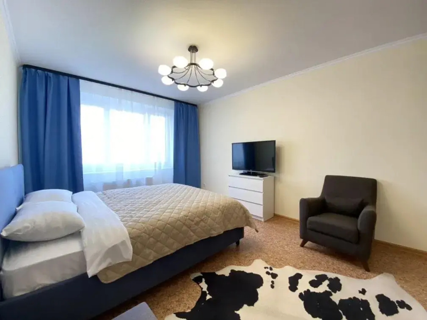 Moon72 (Мун72) на улице Созидателей