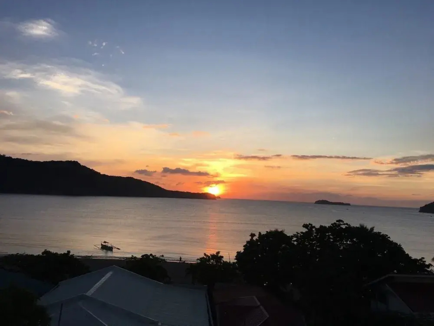 Seabreeze Beach Lodge