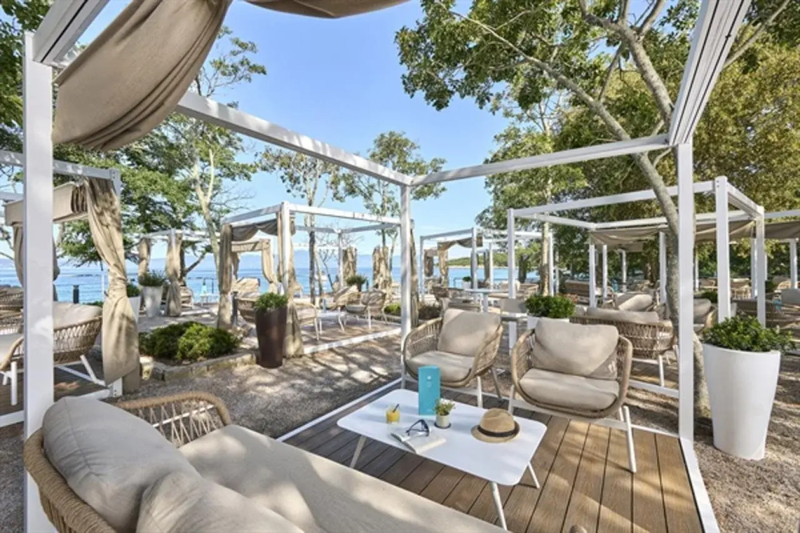 Aminess Style Glamping Villas & Holiday Homes Atea